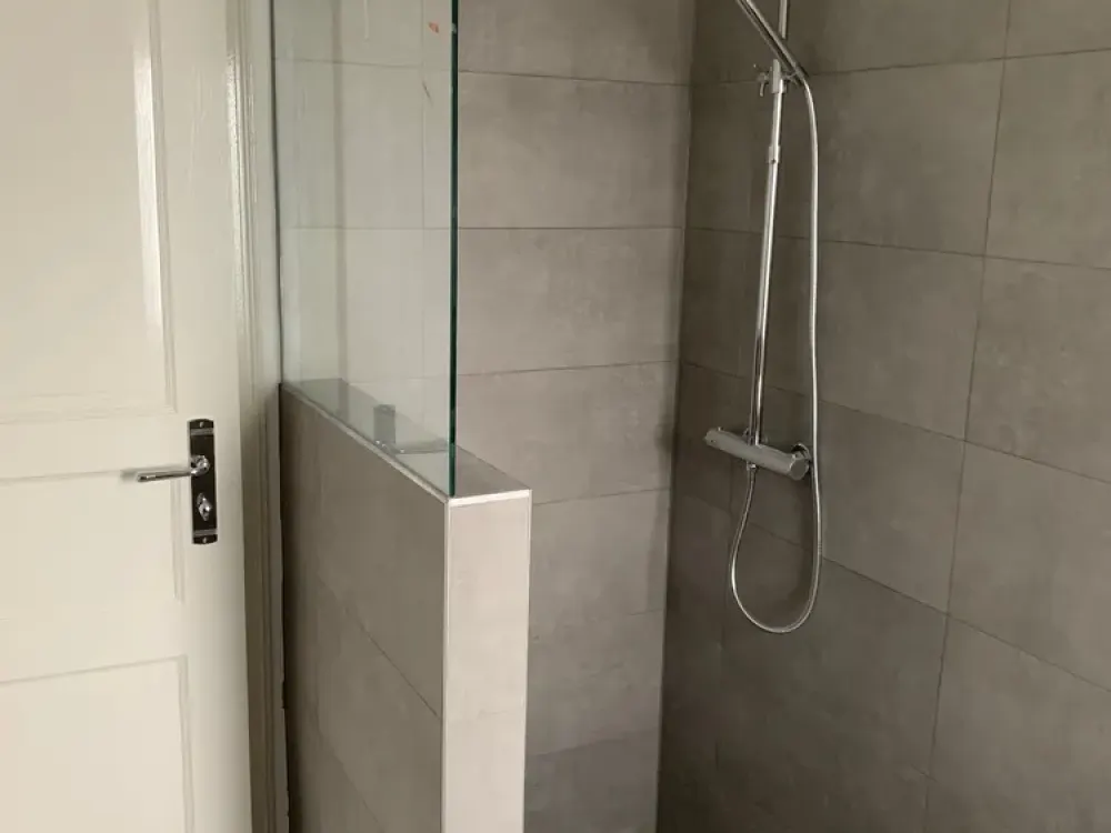 Hochwertig modernisierte Single 1,5-Zi-Wohnung mit EBK in Weiterstadt-Kernstadt