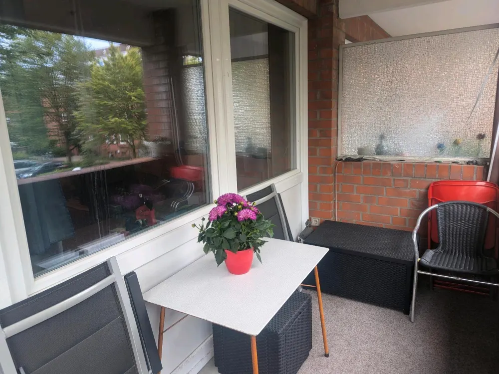 1-2 Zimmer zur Untermiete in 3-Zimmer Genossenschaftswohnung