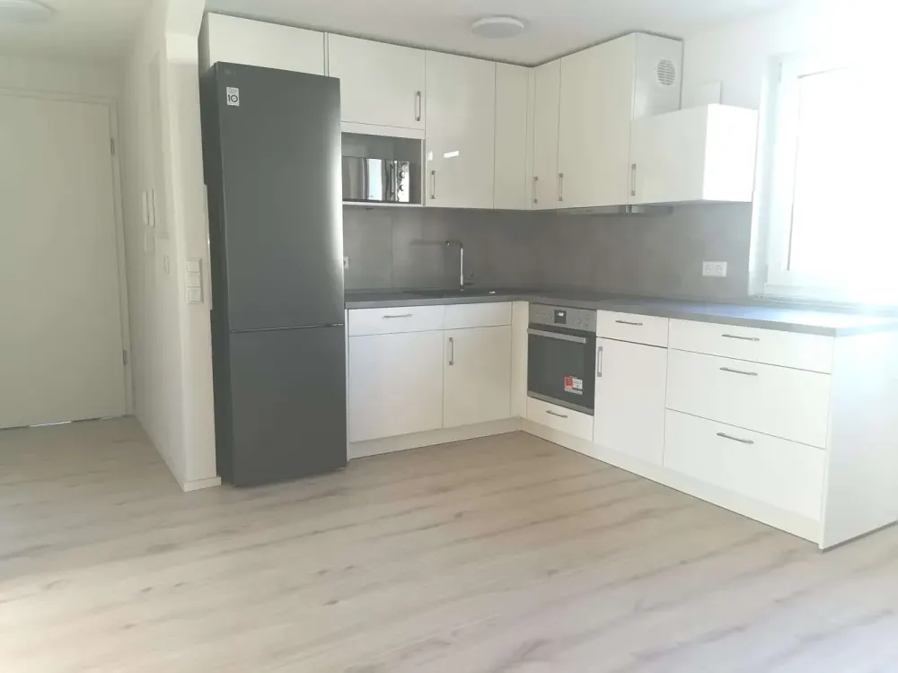 SEENAH WOHNEN - WOHNUNG AUF ZWEI EBENEN MIT GARTENANTEIL