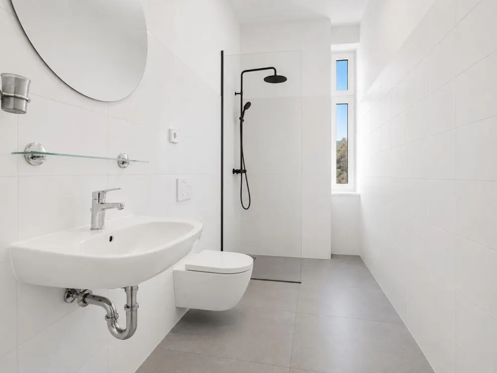 Kernsanierter Erstbezug - helle 3 Zimmer Wohnung mit EBK in Charlottenburg