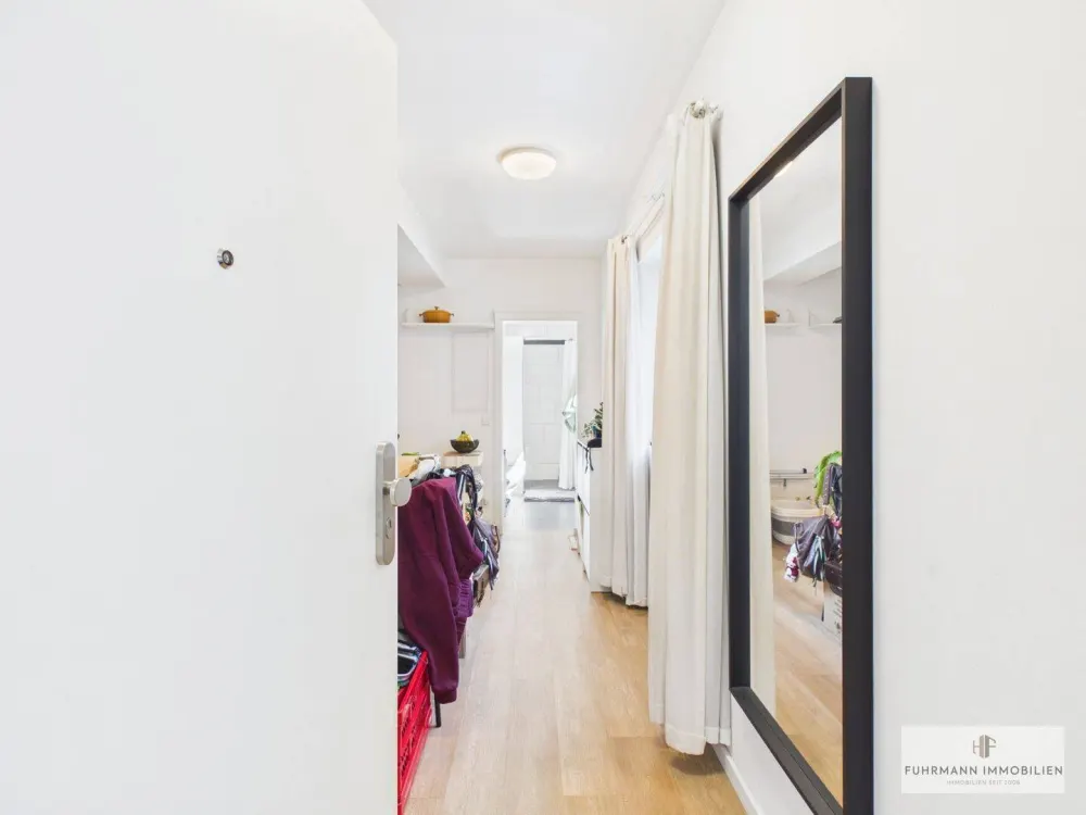 Modern wohnen: Helle 2-Zimmer-Wohnung mit Balkon und zwei direkten Balkonzugängen