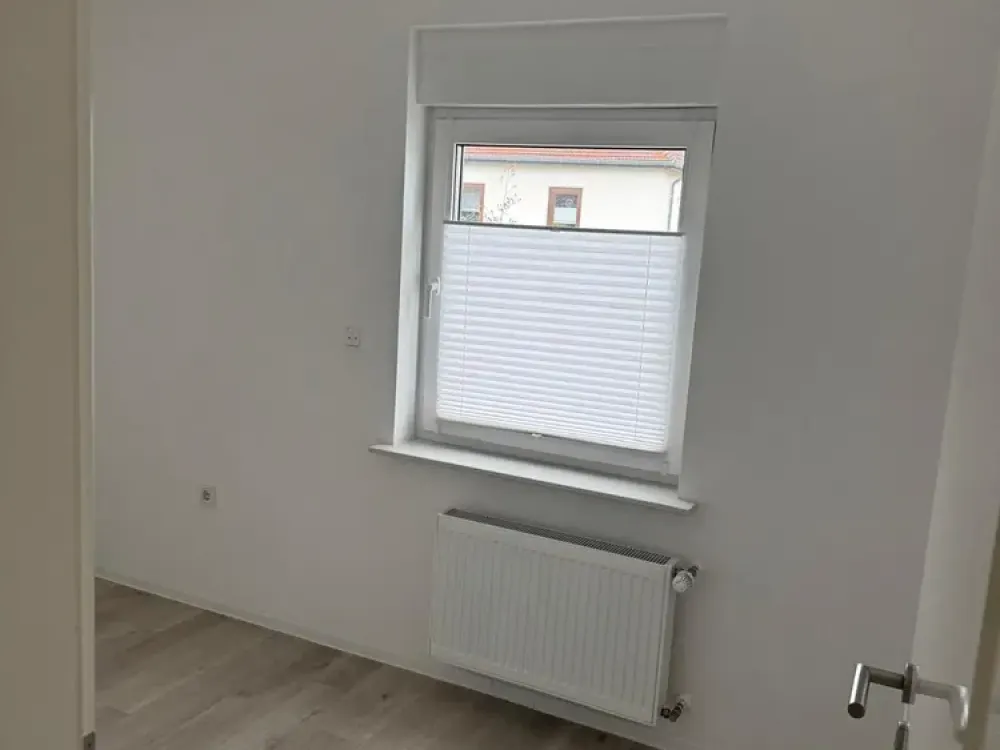 3-Zimmer-Wohnung mit großer Dachterrasse in 41462 Neuss