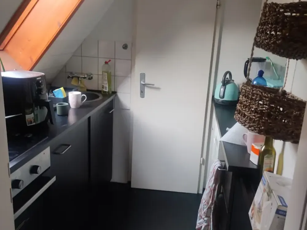 Mit Blick ins Grüne - gepflegte, ruhige und sonnige 2-Zimmer-Wohnung in bester Wohnlage
