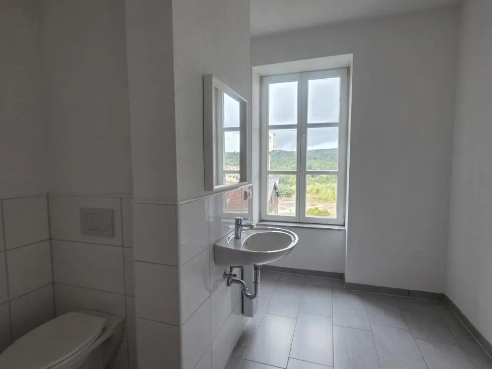 Große 4 ZKB Wohnung mit Balkon inkl. Garage