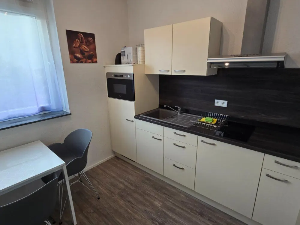 Geräumiges 1-Zimmer-Apartment, voll ausgestattet für Single oder Pärchen, Raunheim
