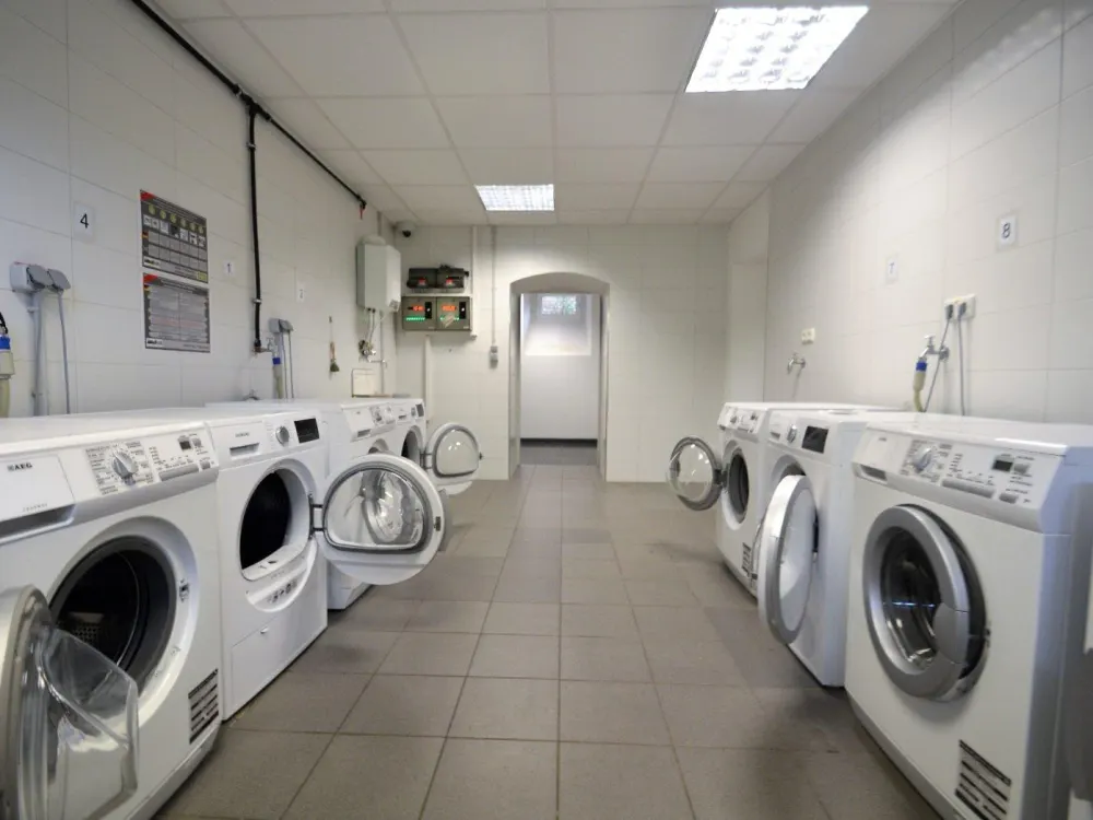 Geräumiges 1-Zimmer-Apartment, voll ausgestattet für Single oder Pärchen, Raunheim