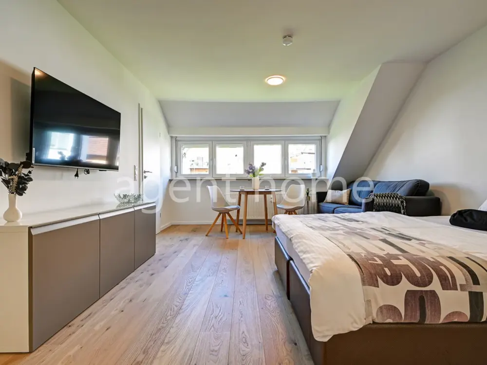 MÖBLIERT - KLEIN ABER FEIN - Helle Wohnung in ruhiger Lage