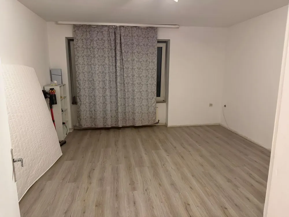 3 Zimmerwohnung, Balkon, Einbauküche
