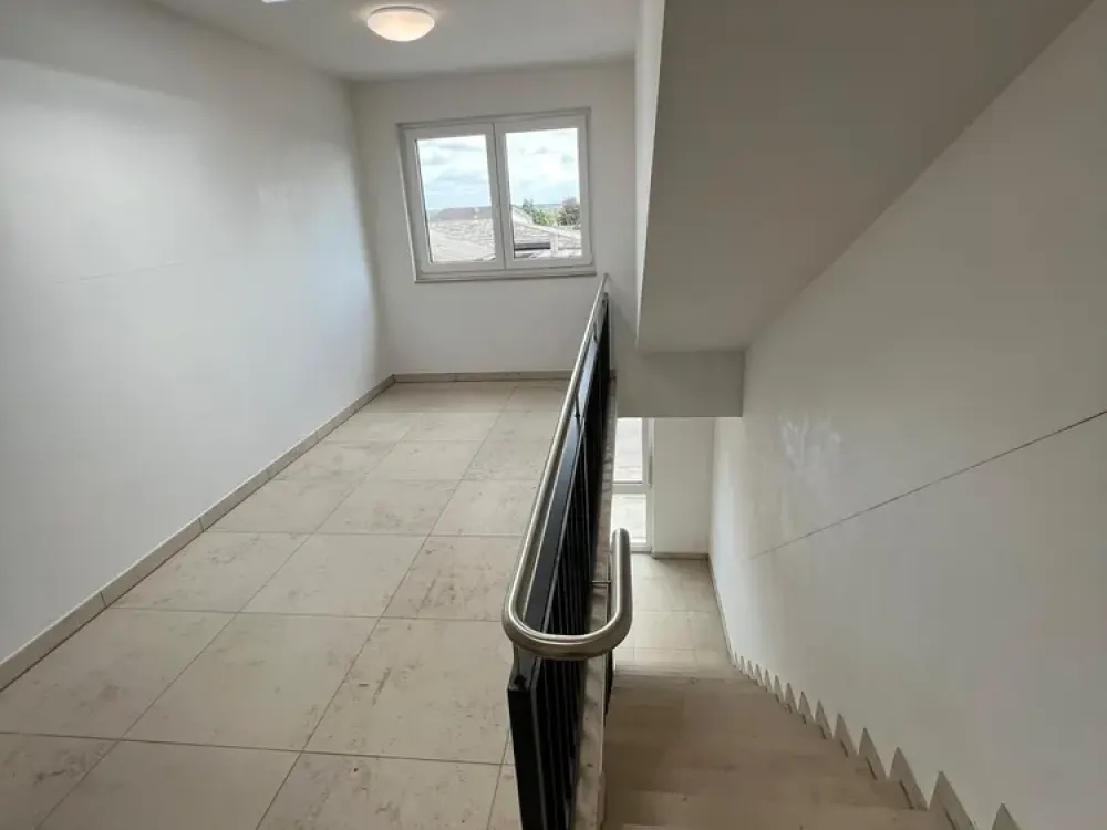 barrierefreie 3 Zimmer DG Wohnung in Pulheim-Stommeln *Video* WE6