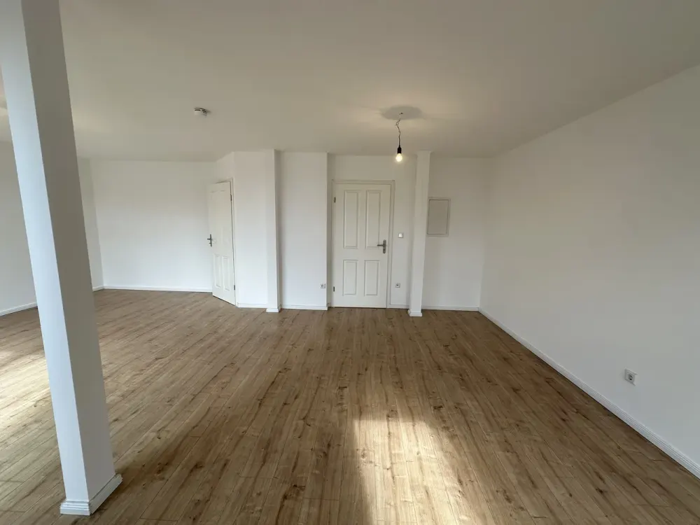 NEW | 2-Room Apartment with Roof Terrace in Kreuzberg / at U-Bhf. Görlitzer Bahnhof (U1)