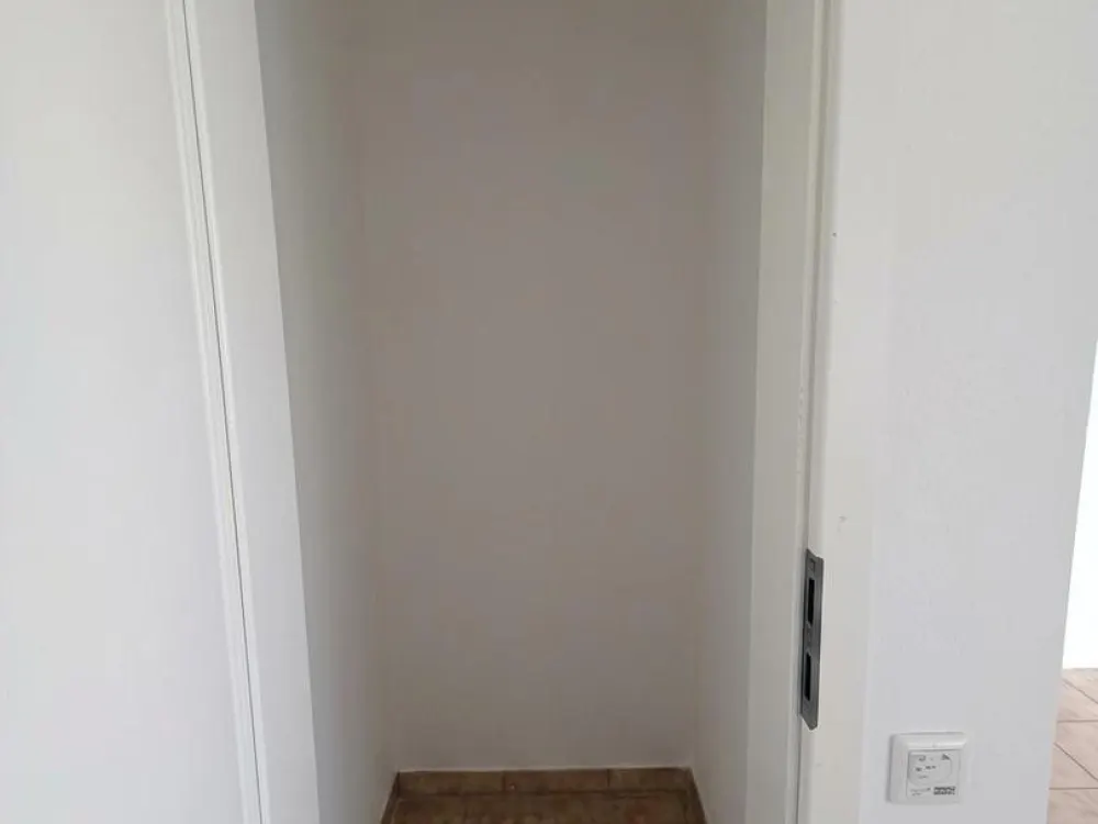 3 Zimmer Wohnung (95m²) mit Balkon - frisch renoviert