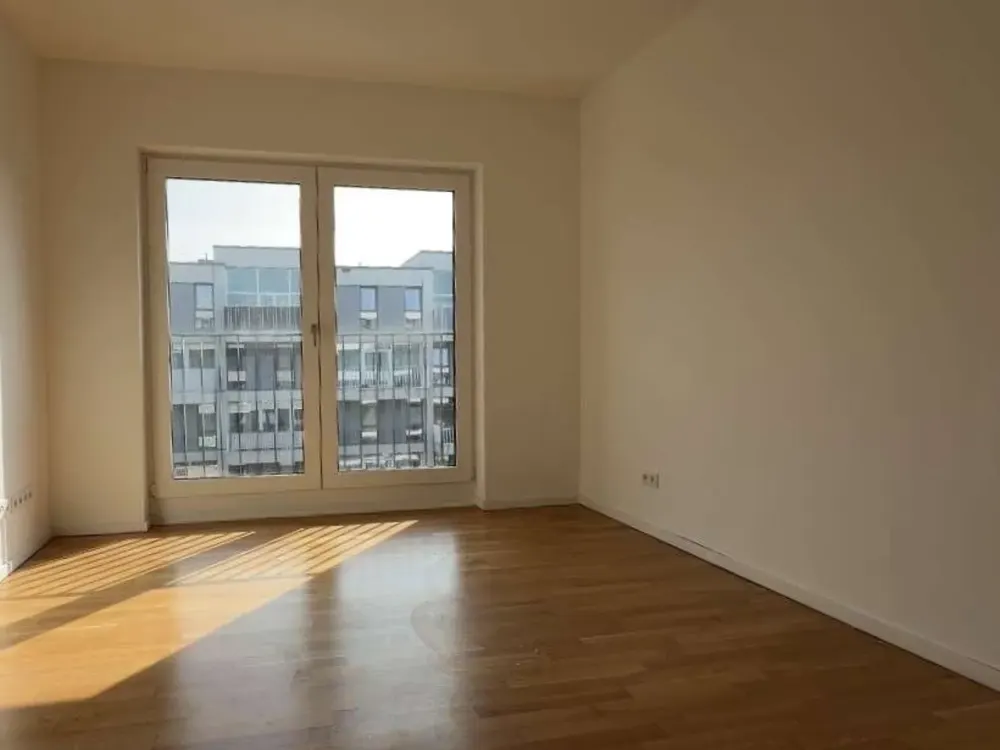 Moderne 3-Zimmerwohnung mit zwei Balkonen und Einbauküche