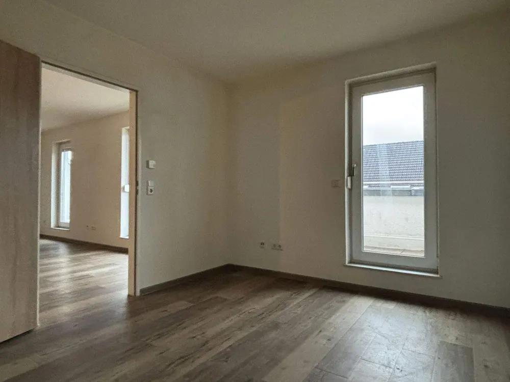 Grosszügige 3-4-Zimmer-Wohnung mit Balkon in Köln