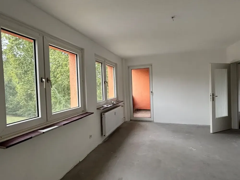 1 Monat NKM frei! Renovierte 3,5-Zimmer-Wohnung mit Balkon!