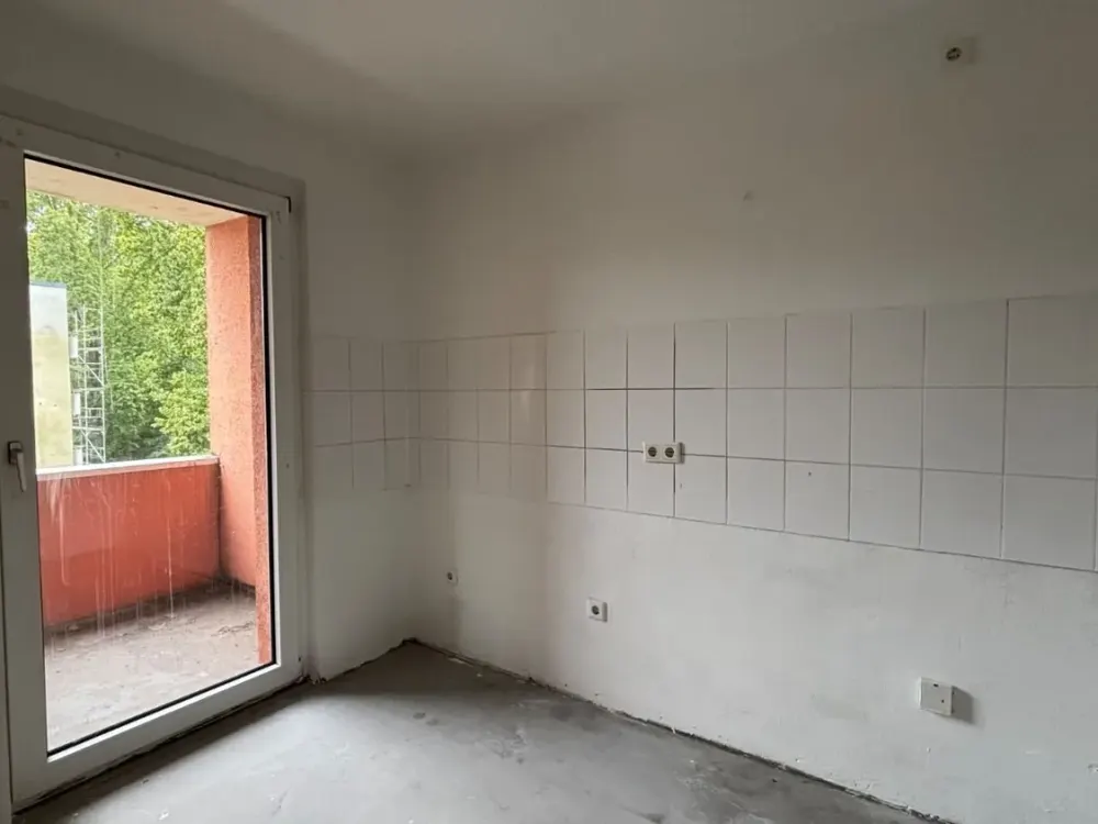1 Monat NKM frei! Renovierte 3,5-Zimmer-Wohnung mit Balkon!