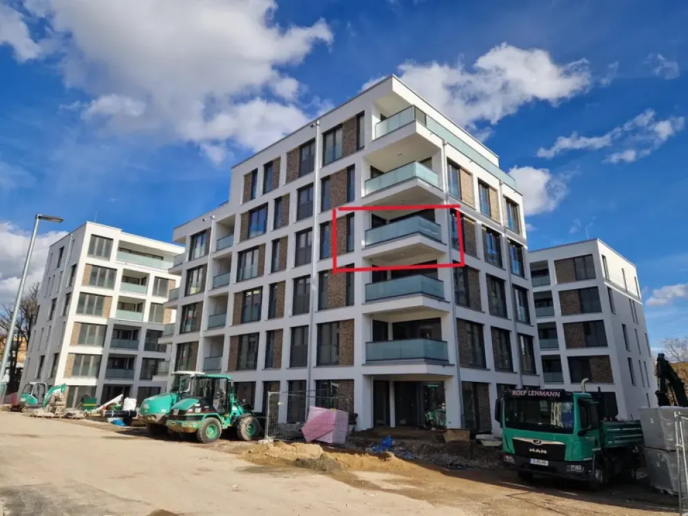 High-quality 4-room apartment in popular residential area in Stuttgart-Nord with 2 parking spaces