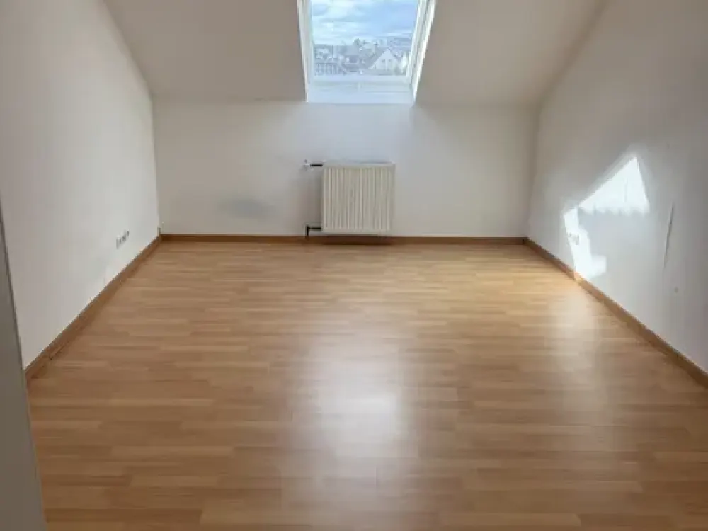 Gepflegte 3-ZW in 63456 Hanau-Steinheim im 2.OG, WG-geeignet