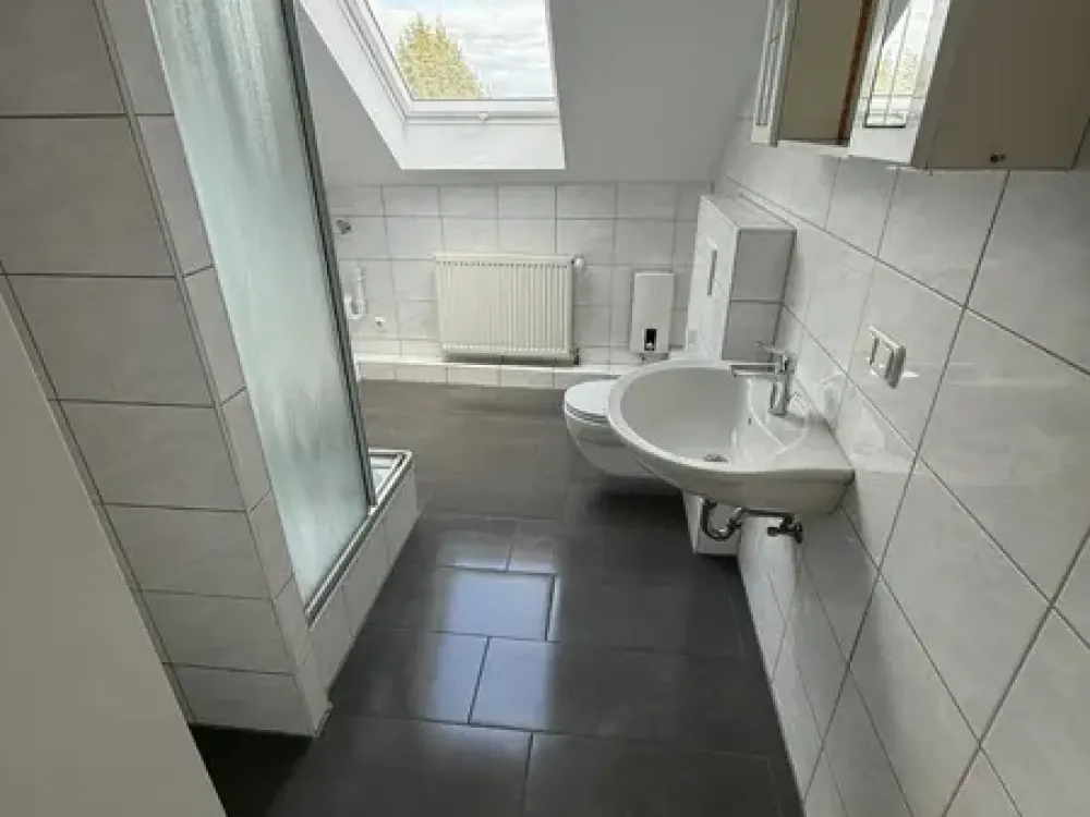 Gepflegte 3-ZW in 63456 Hanau-Steinheim im 2.OG, WG-geeignet
