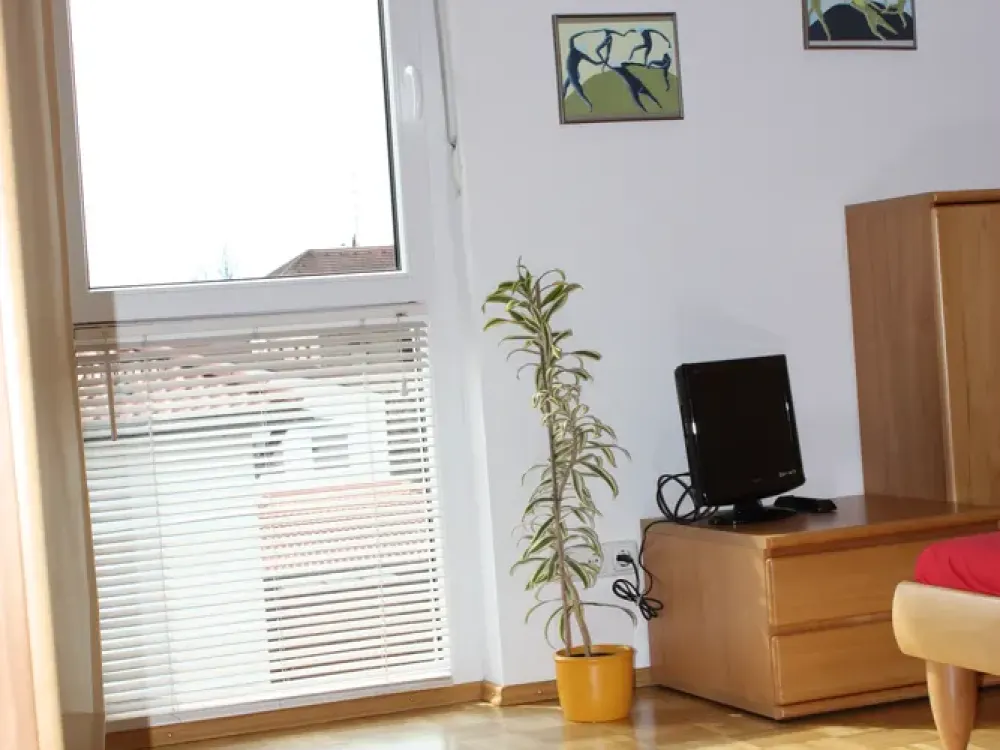 3-Zimmer-Wohnung mit Balkon in Unterföhring