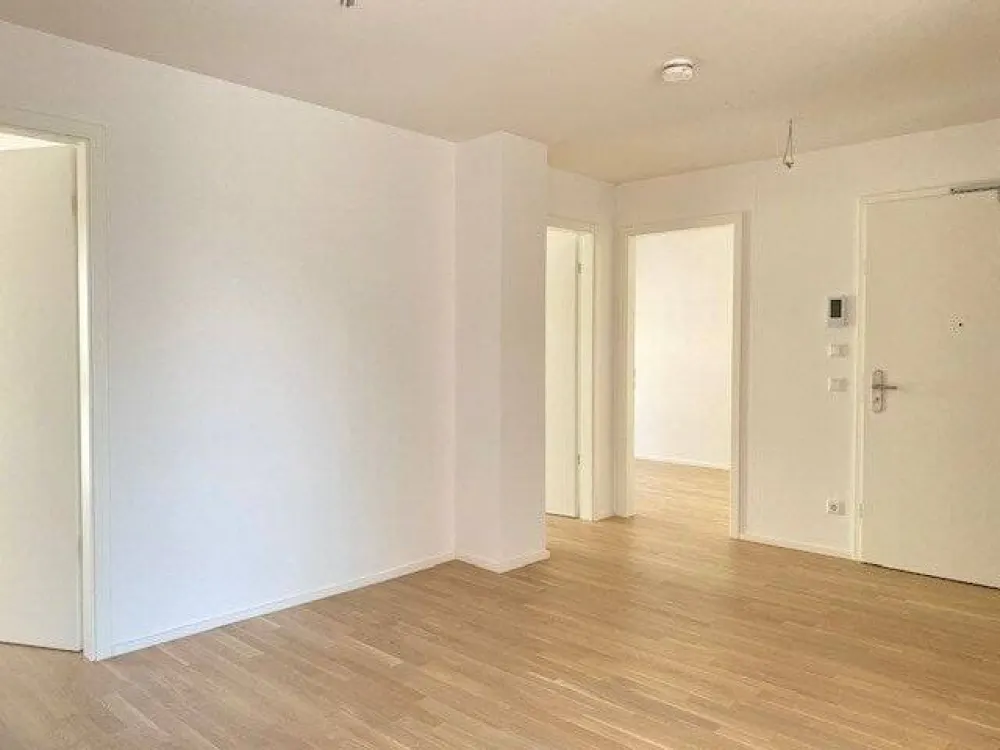 Modern 4-Room Apartment in Schniegling
