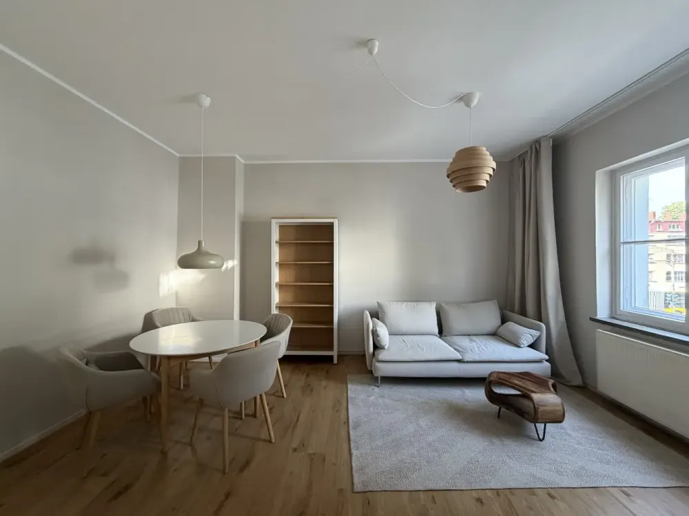 2-Room Apartment in Berlin-Weißensee (limited to max. 4 years)