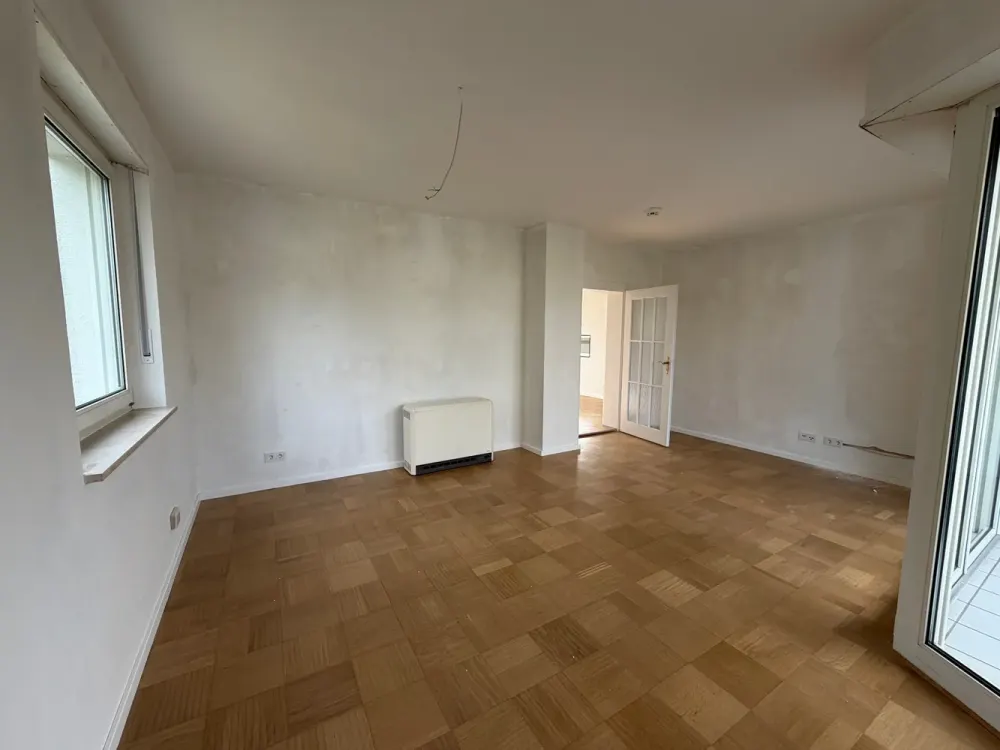 Geräumige 4-Zimmer-Wohnung mit EBK in Erlangen