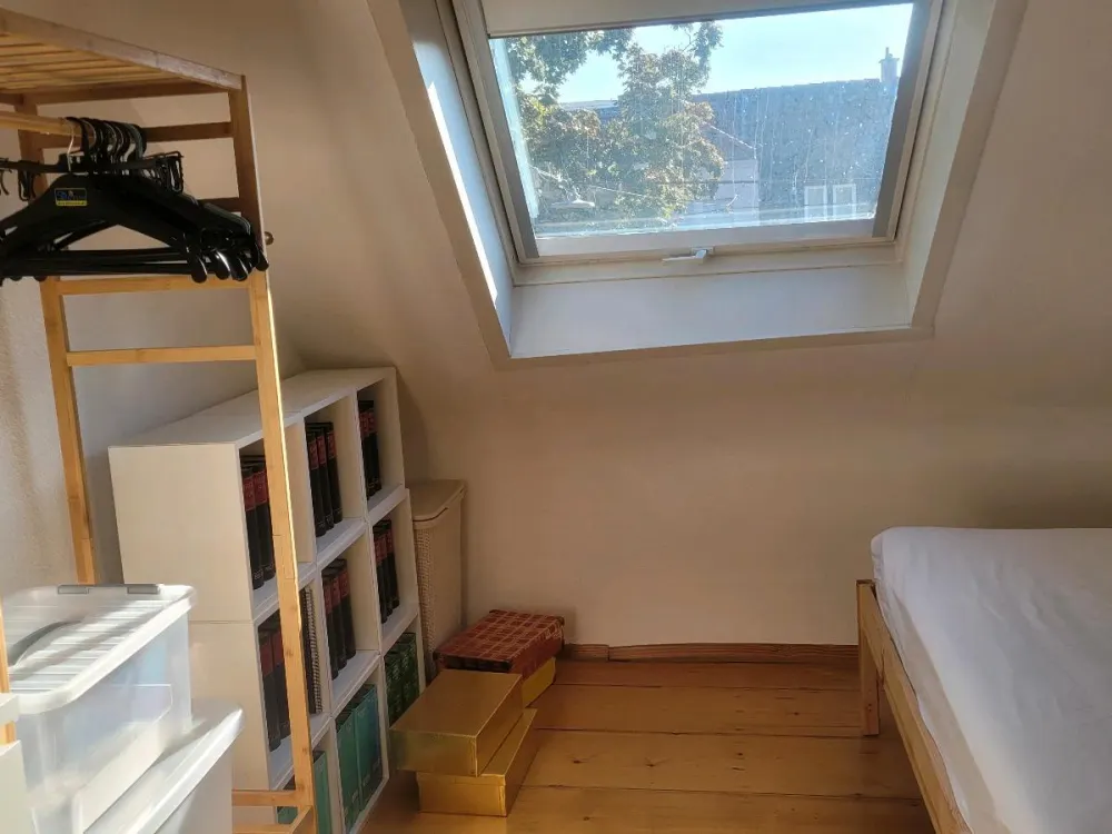 Möbliertes Zimmer nähe Ostendplatz Stuttgarter