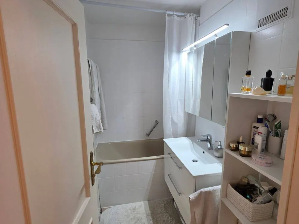 * Alle Besichtigungstermine bereits vergeben* Helle 3-Zimmer-Wohnung Schwabing