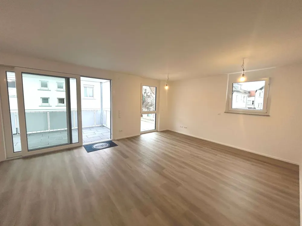 Exklusives 3 Zimmer-Apartment, Balkon, u.v.m.