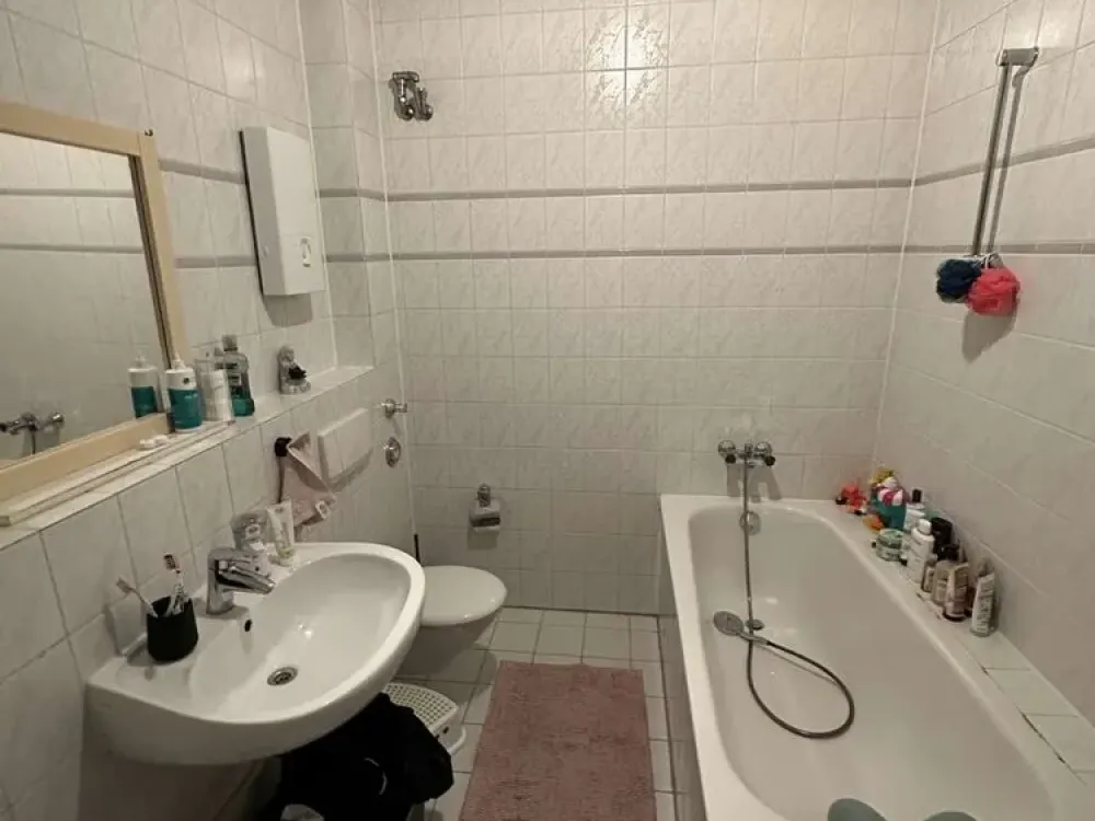 Zentrale 2-Zimmer Wohnung mit idealer Infrastruktur vor der Tür