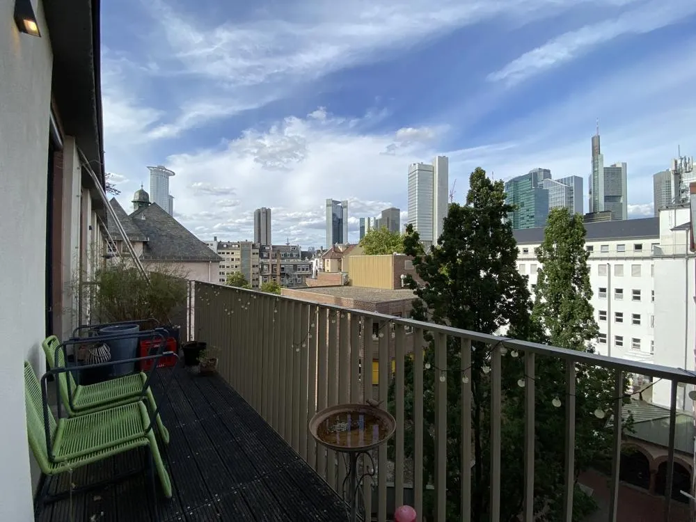 Moderne 4-Zimmer Wohnung im KaiserYard