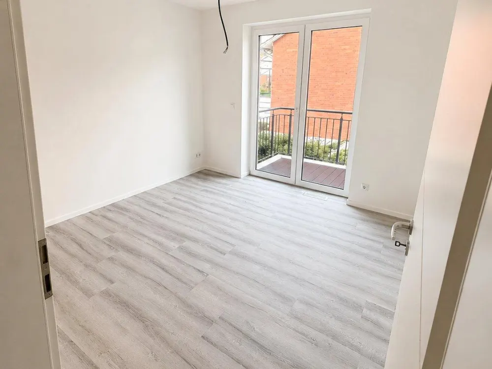 Modernes Wohnen im Neubau, 2-Zimmer-Wohnung mit Balkon in Wedel