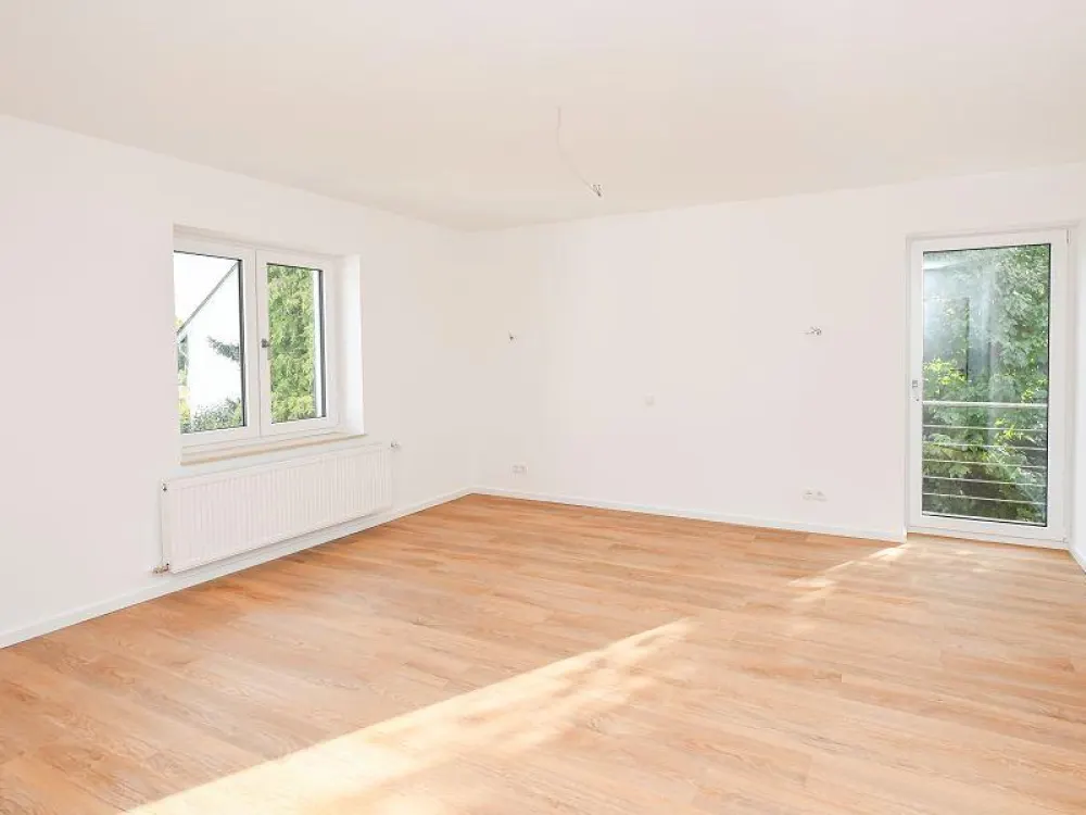 Erstbezug nach Sanierung: 4-Zimmer-Wohnung in Bemerode!