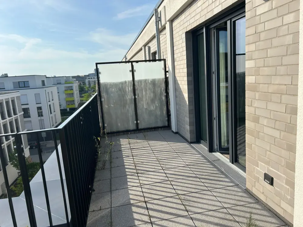 Vollmöbliertes Apartment mit Balkon in zeitlos schönem Design | ab sofort verfügbar!