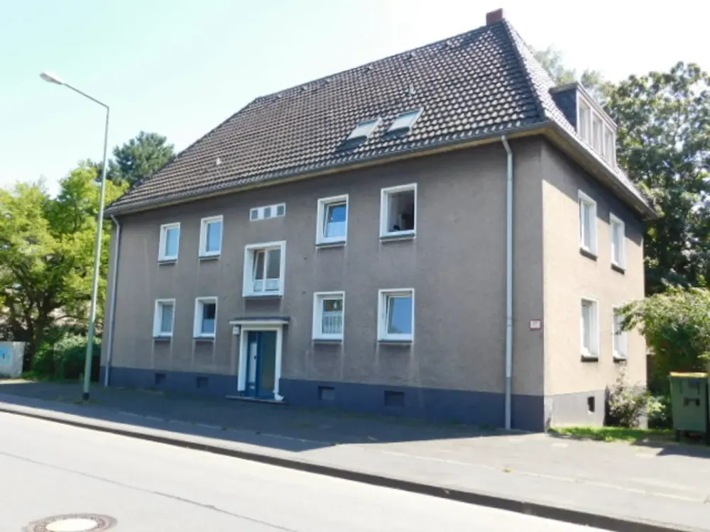 ***Sehr schöne 2-Raum-Dachgeschoss-Wohnung renoviert und bezugsfertig***