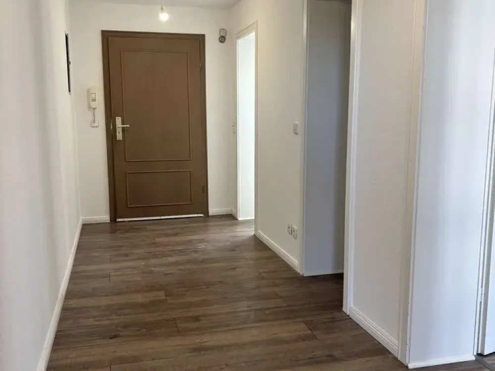 Lichtdurchflutetes Penthouse-Feeling in Zehlendorf: 3-Zimmer-Dachgeschoss mit spektakulärer Terrasse