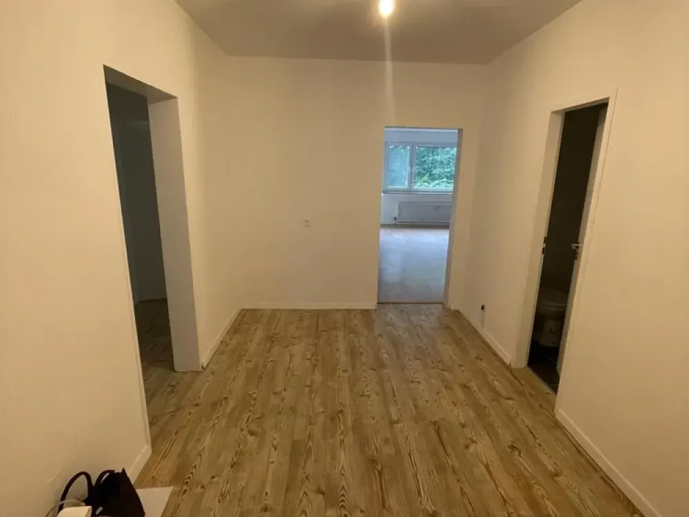 Traumhafte 4-Zimmer-Wohnung im Grünen mit Schwimmbad, ideal für Paare und Familien