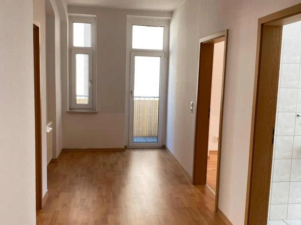 3 Raumwohnung, 77 qm, WG geeignet