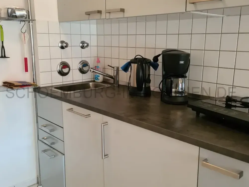 VIDEO - NEU. NEUBAU. hübsche Singlewohnung mit LIFT, BALKON, LAMINAT, EINBAUKÜCHE, DUSCHBAD & MÖBELN