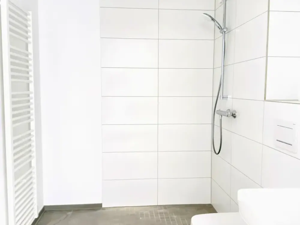 1 MONTH RENT-FREE* New Build Hannover KRONSRODE: Built-in Kitchen, South Balcony, Underfloor Heating, Storage Room, Elevator, Cellar, Underground Parking