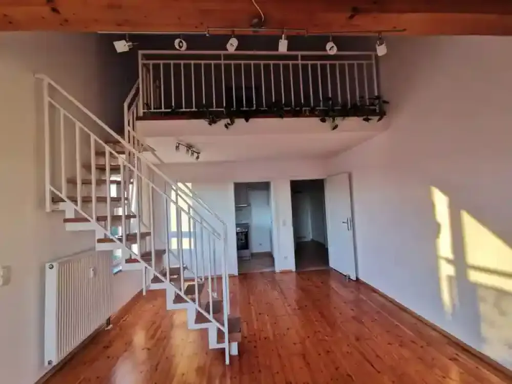 EINZIGARTIGES LOFT (103 m²) MIT ALPENBLICK & PERFEKTER ANBINDUNG