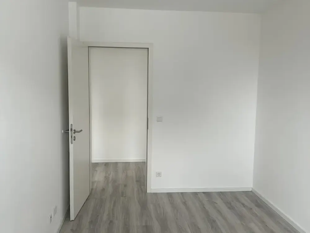 +++3-Zimmerwohnung mit Badewanne und Balkon | 1 Außenstellplatz GRATIS