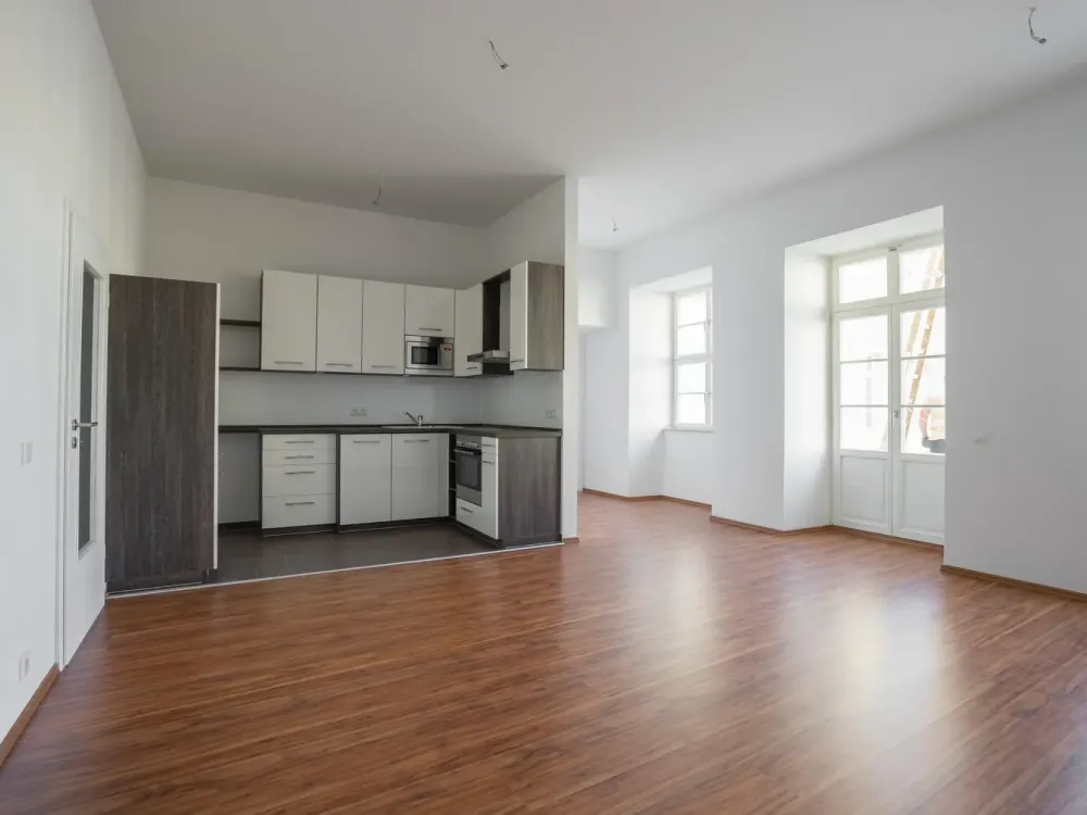 **3 Zimmer im Schloss, Krone optional**