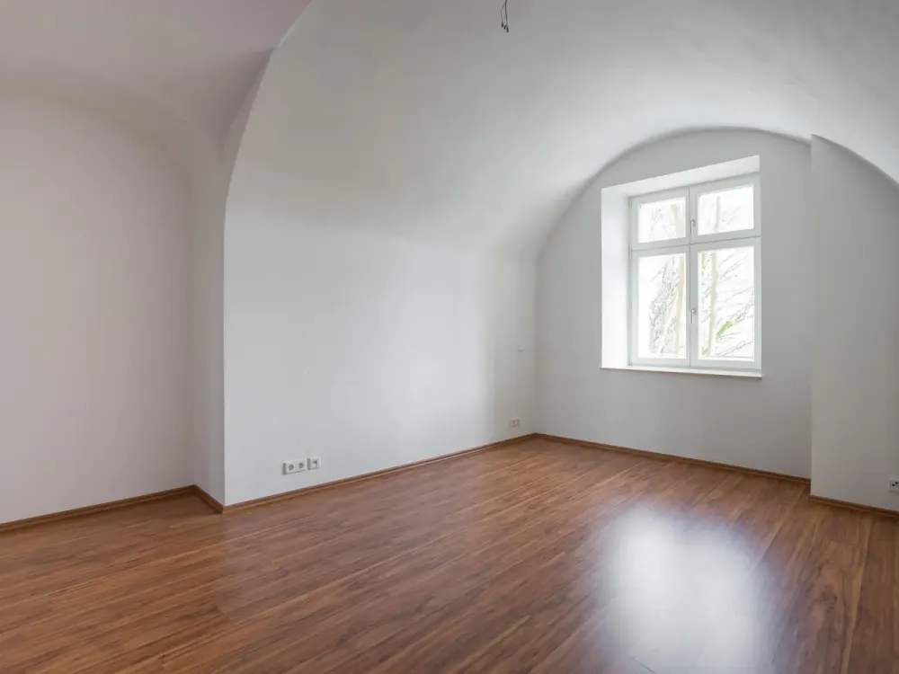 **3 Zimmer im Schloss, Krone optional**