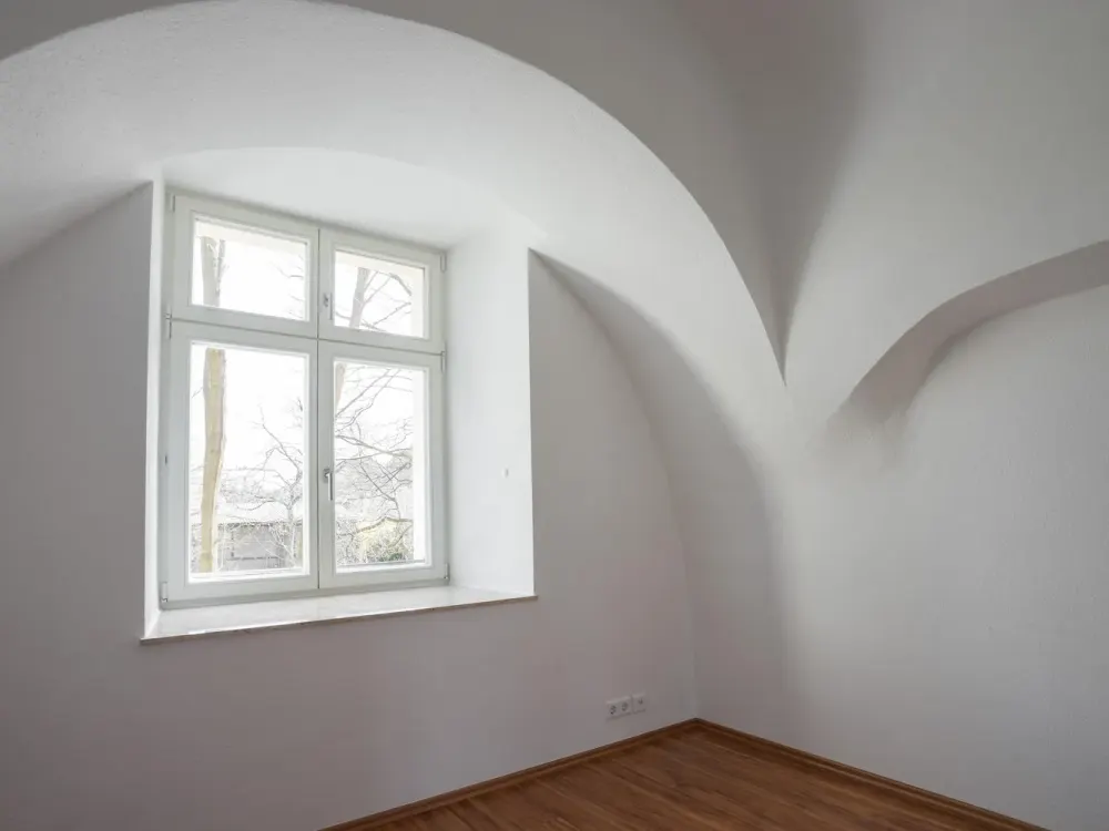 **3 Zimmer im Schloss, Krone optional**
