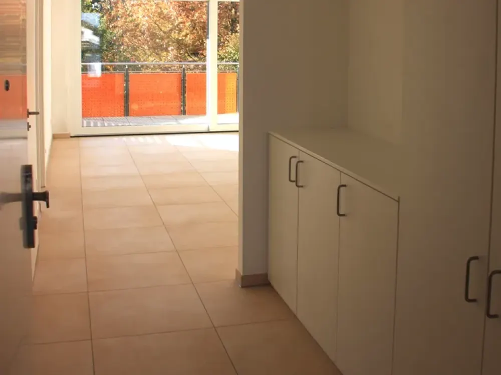 Modern und hell - 2 Zimmerwohnung mit Balkon in Hanau-Steinheim
