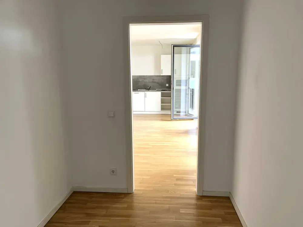Mitten drin! Coole drei Zimmer Wohnung frei!