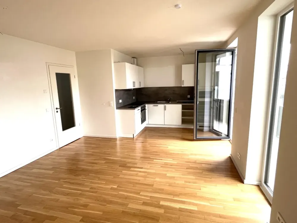 Mitten drin! Coole drei Zimmer Wohnung frei!