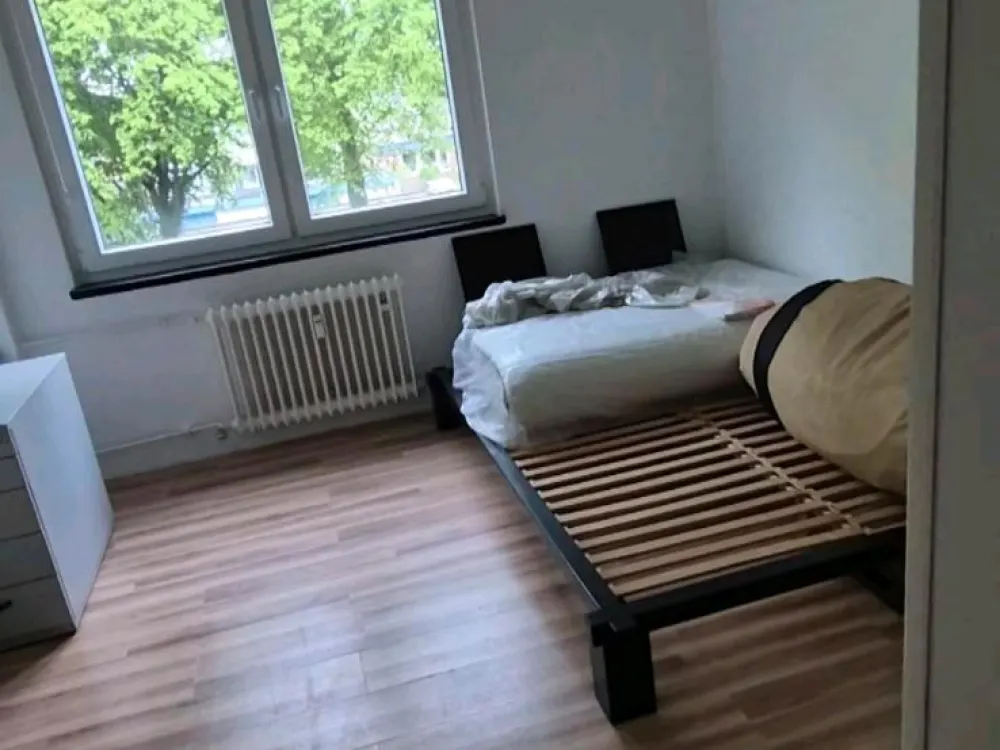 Mietwohnung 3 Zimmer 70m mit Balkon in Kaarst ca 2min zu Action