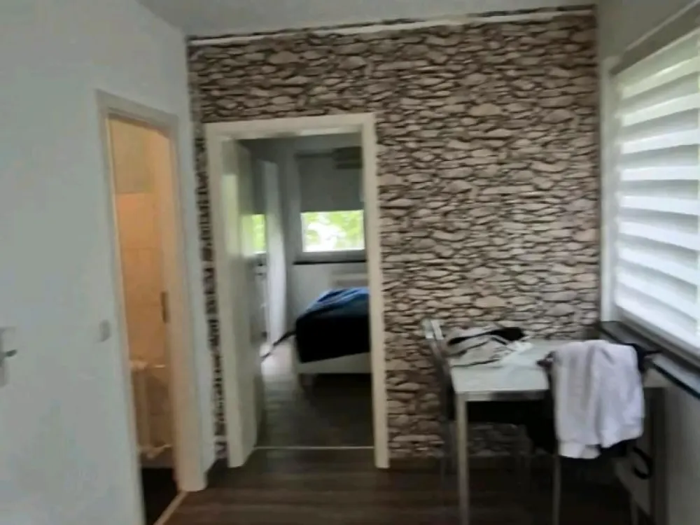 Mietwohnung 3 Zimmer 70m mit Balkon in Kaarst ca 2min zu Action